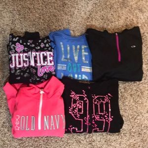 Girls zip up sweatshirts. Size 12-14.